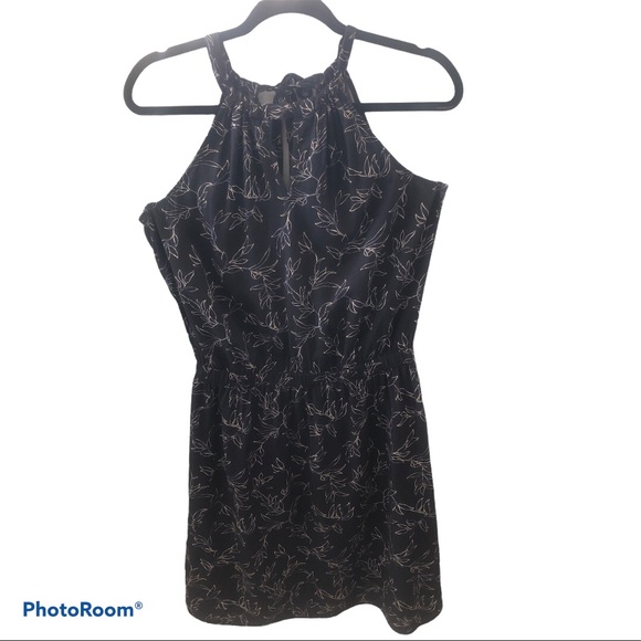 Reitmans Dresses & Skirts - Reitmans hater-style dress